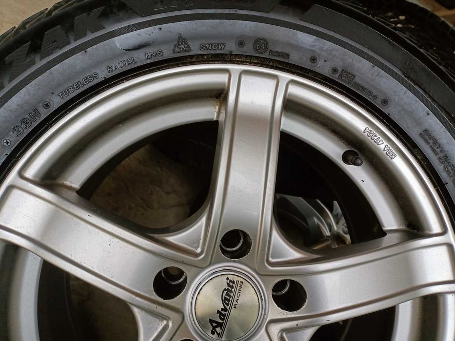 Vând jante R17  plus cauciucuri