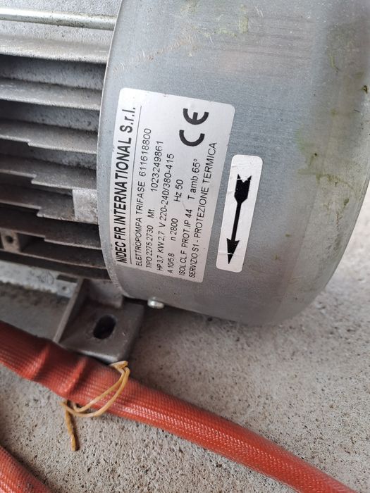 Motor electric trifazat