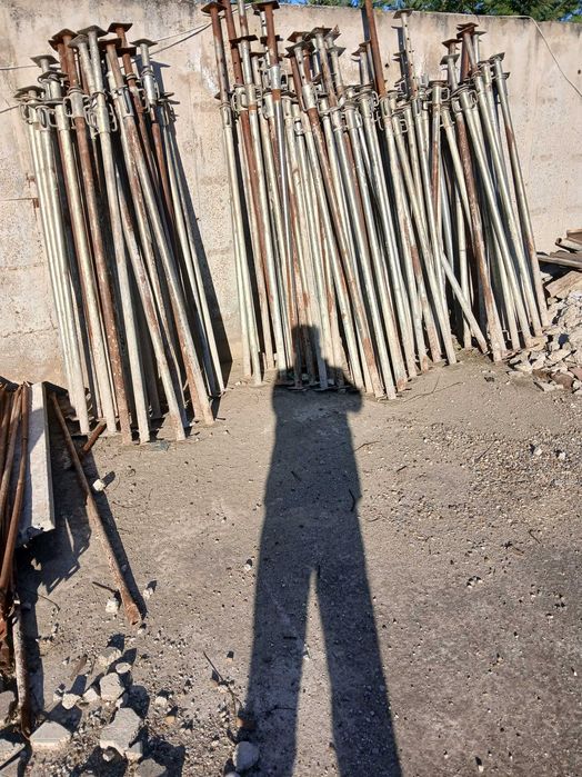 Inchiriez Schela metalica și popi metalic