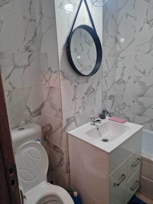 Inchiriez garsoniera