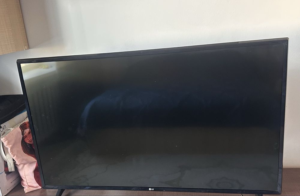 Продам телевизор LG