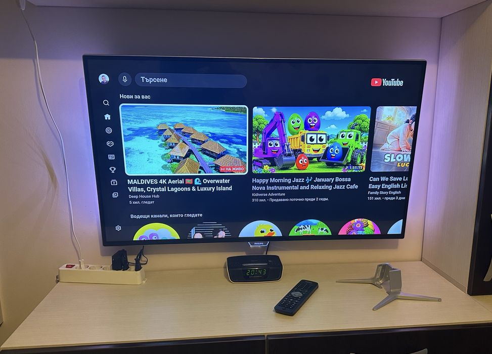 Телевизор Philips 4K 43  инча