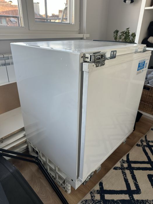 Вграден хладилник Beko – отлично състояние