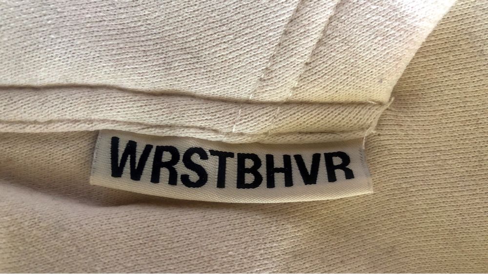 WRSTBHVR District Hoodie ruby wine