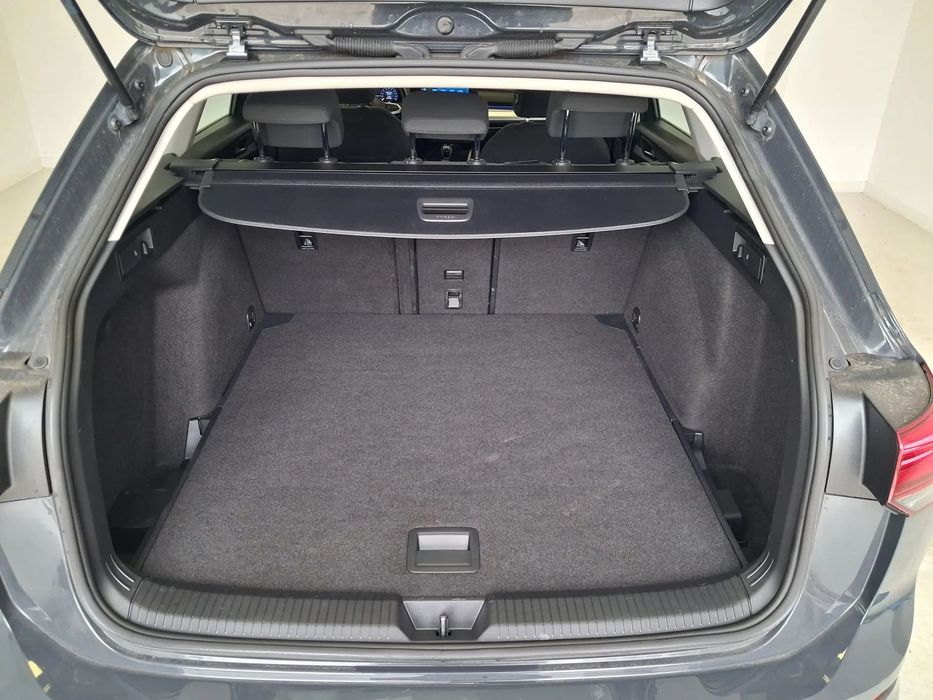 Volkswagen Golf VW Golf VIII 1.5 TSI 98000 km 2021 Garantie