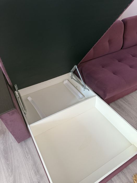 Диван Белорусия.