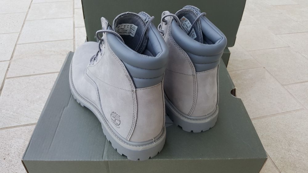 Bocanci Timberland Waterville 6In Basic Stee
Cod produs: A1HMA