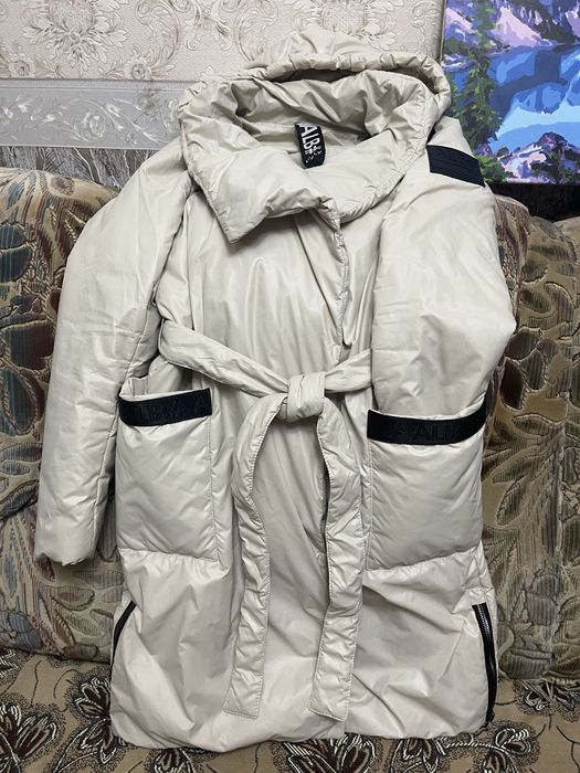 Продам куртки отличного качества