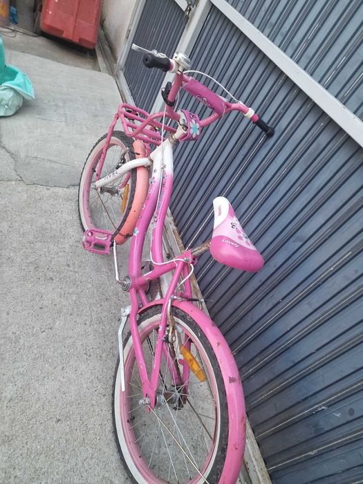 vand 3 biciclete copil 3--7 ani roti pe 16 si 20"