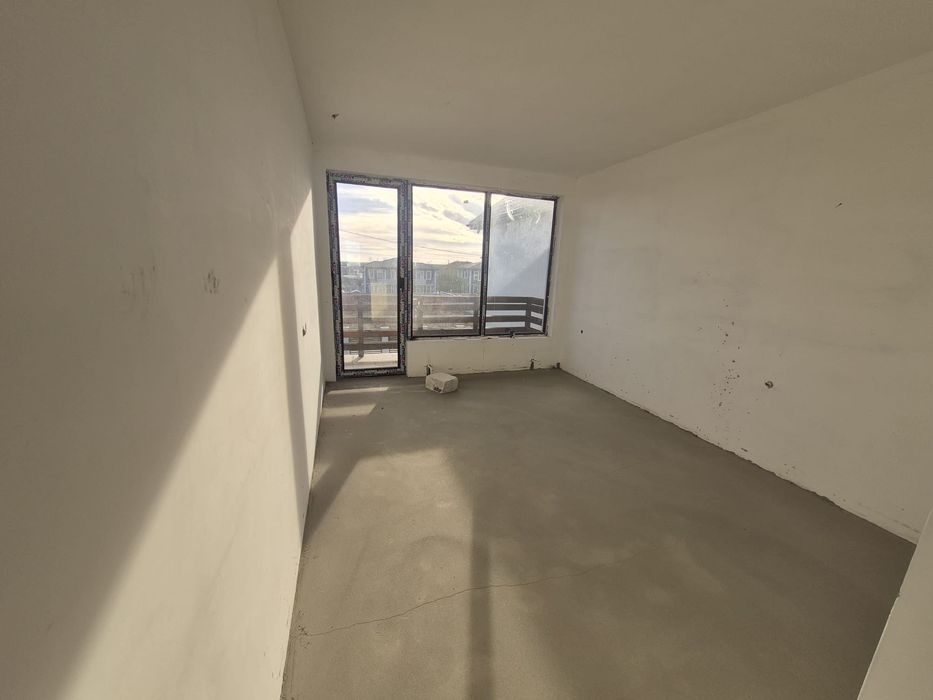 Vila de vânzare P+1+M mangalia