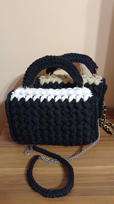 Дамски чанти ръчно плетени