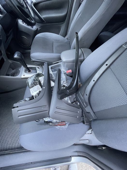 Брызговики Рав 4