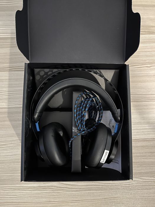Casti gaming Lenovo Legion H300