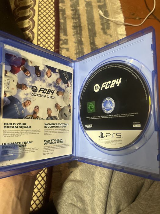 Например iPhone с гарантией