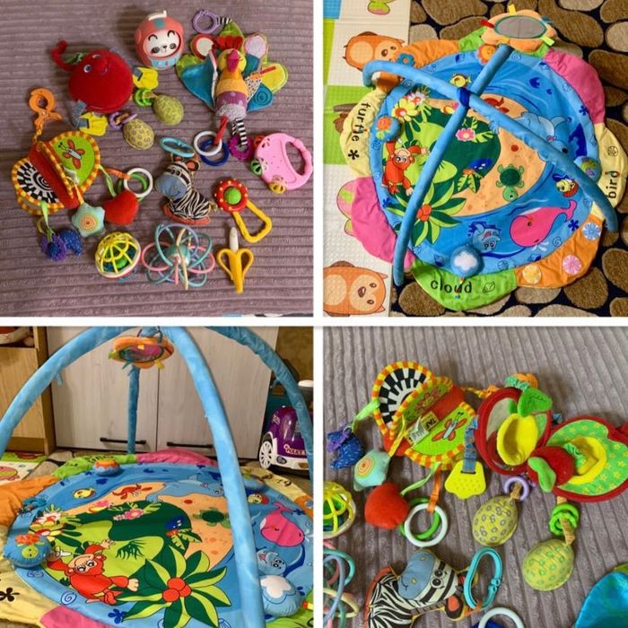Детский коврик с игрушками