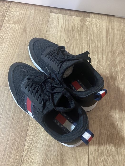 Кроссовки Tommy Hilfiger 36 размер