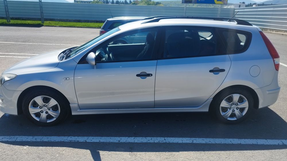 HYUNDAI i30 2011 — imagine 4