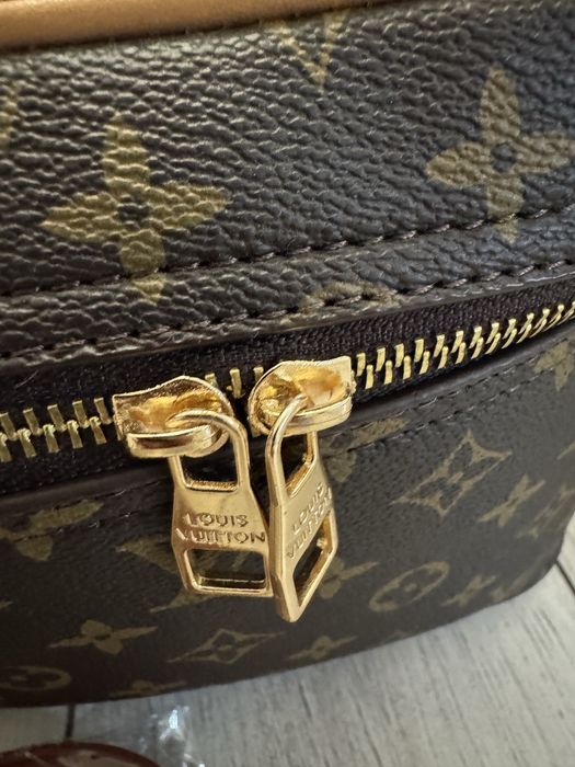 Geanta louis vuitton noua monograma maro cu curea lunga
