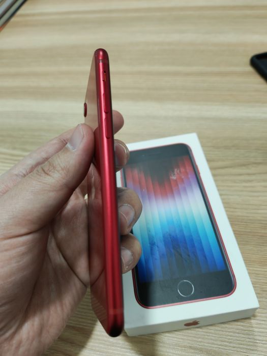 Iphone se2022 Red product