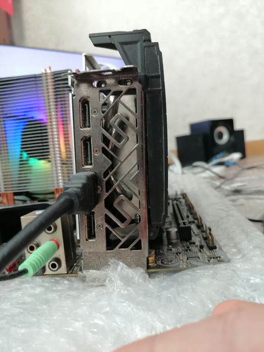 RX 5700XT 8гб срочно