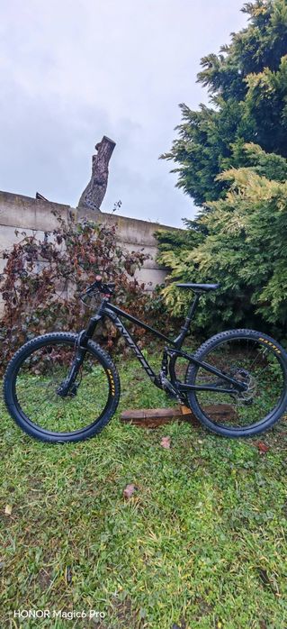 Bicicleta full NORCO FLUID 2022 29er