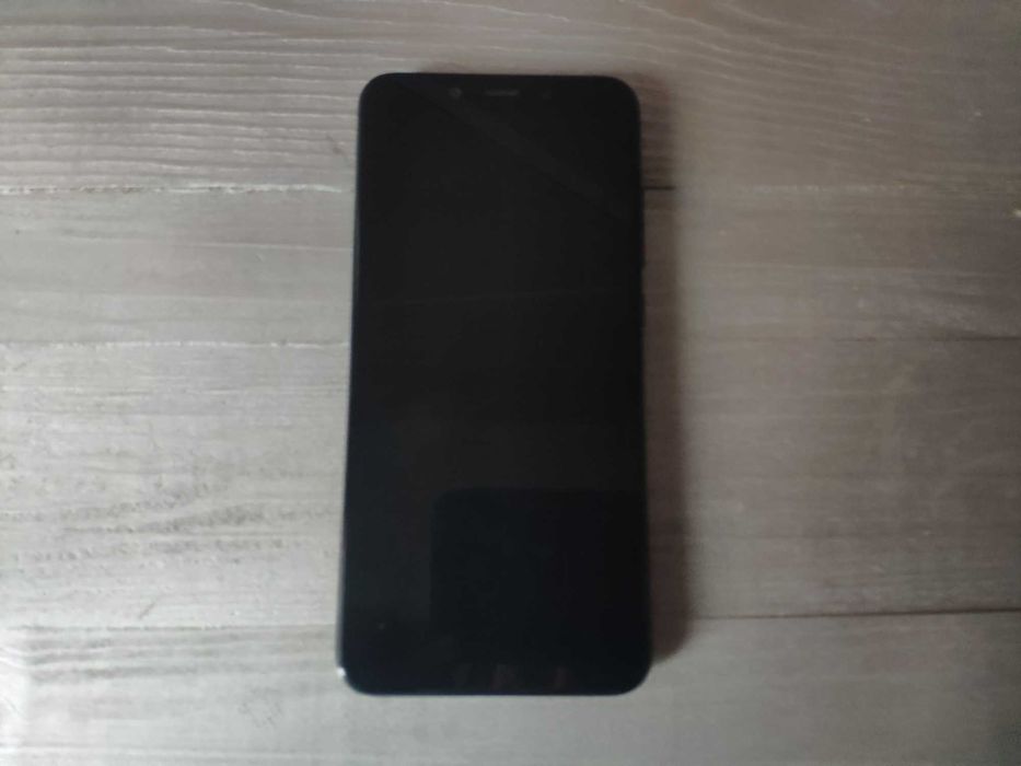 Продавам Xiaomi Mi A2 4/64GB