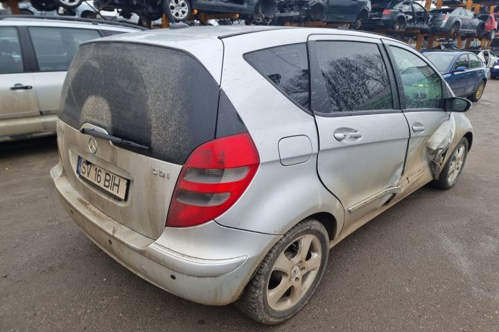 cadru jug punte fata scut vas lichid parbriz Mercedes A-Class w169 motor 2.0cdi om640, dezmembrez