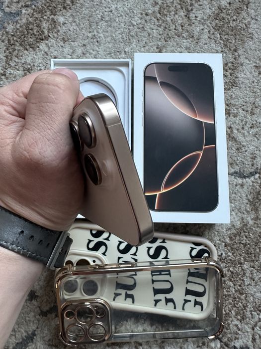 iPhone 16 Pro Desert Titan,ca nou, factura si garantie