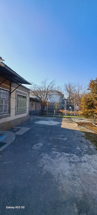 Дом на снос на материалы.