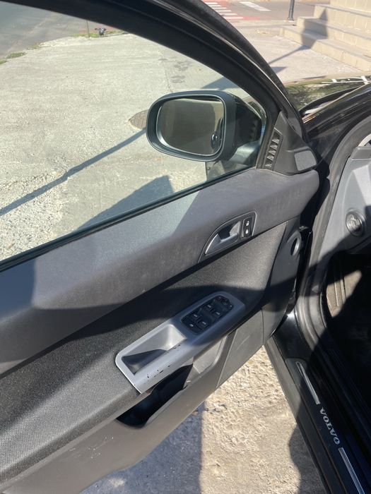 Volvo V50 1.6 Diesel 2010 – 266.000 km – adusă din Belgia