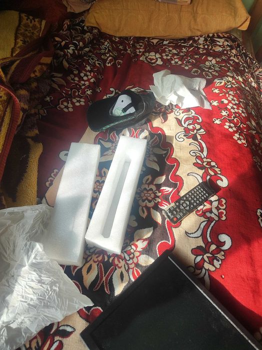 Продава се преносимо телевизорче