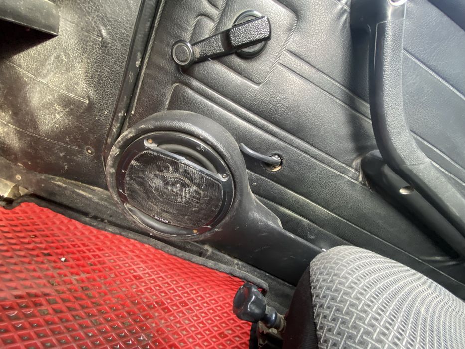 Продам колонки с подумами вместе