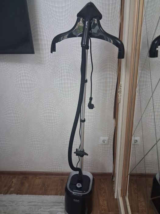 Продается  паровой утюг
