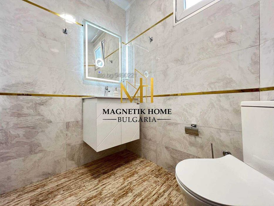 Дава се под наем Тристаен апартамент в Бургас, Център - 80 кв.м за 714 € - Снимка #12