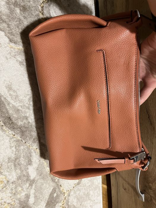 Страхотна чанта Calvin Klein