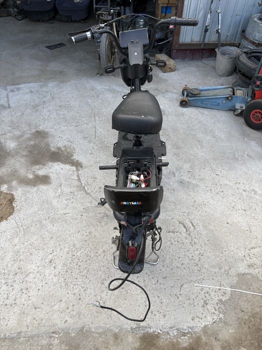 Продам 2 электроскутера