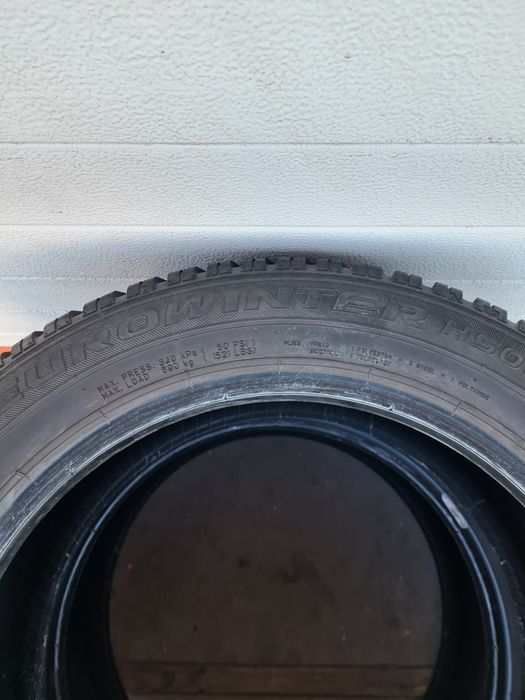 Зимни гуми 2 броя FALKEN EuroWinter HS01 205 55 R17 дот 3220