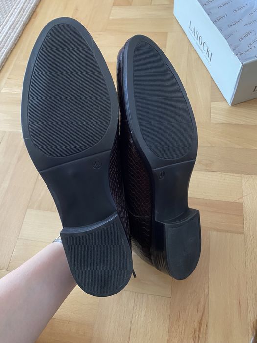 Чисто нови обувки LASOCKI