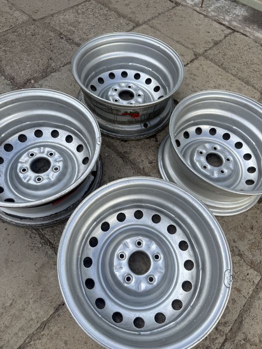 Диски R16 5x114.3 Renault Nissan Infinity