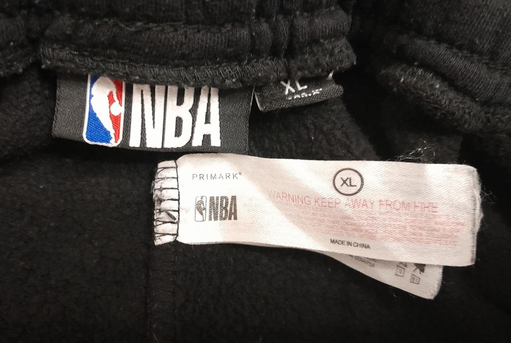 Pantaloni scurti NBA Chicago Bulls black, mărimea XL (man)