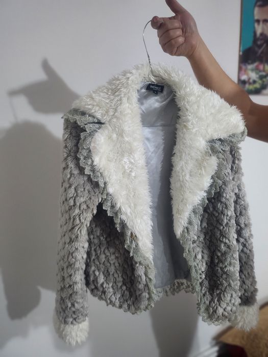 Geaca de iarna pentru doamne si domnisoare marimea S