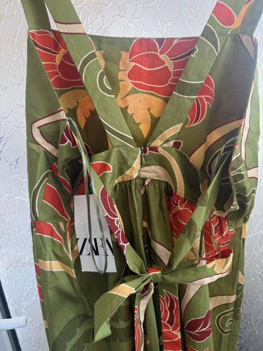 С Етикет Прекрасни/ Рокля Zara - лято L/S