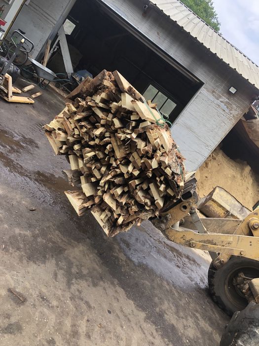 Deseuri de vanzare de salcam