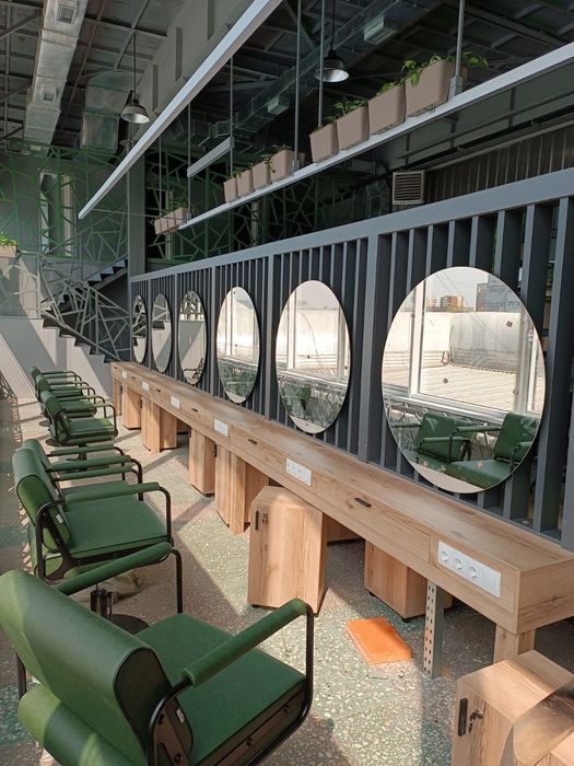 Душ кабина из стекла, перегородки двери