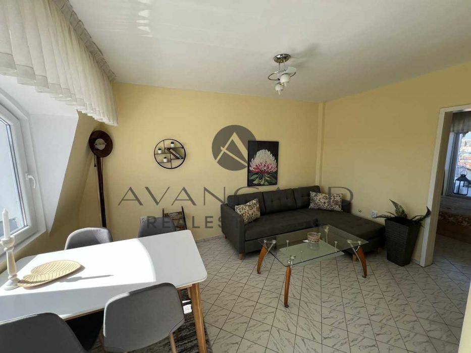 Продава се Двустаен апартамент в Пловдив, Център - 80 кв.м за 2738 €/кв.м - Снимка #1