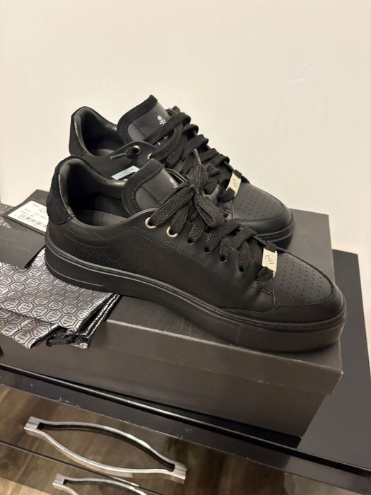 Vand sneakers philipp plein , noi in cutie , saculet , doar probați