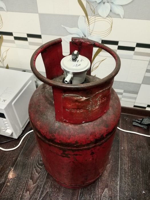 Газовый балон маленький