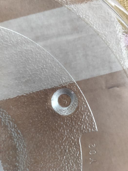 Чиния за микровълнова фурна 27см..