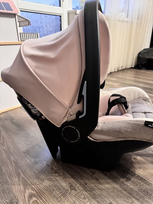 Продава се столче за кола Peg Perego Primo Viaggio SL
