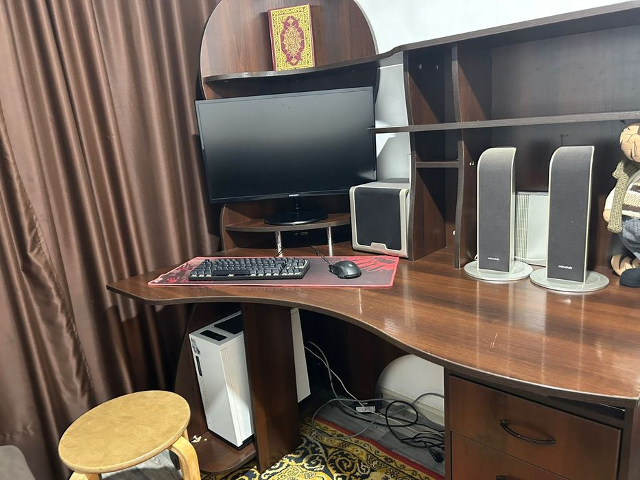 Компютерный стол